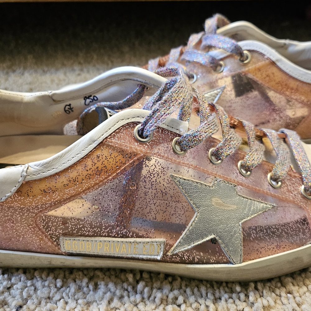 Golden Goose Superstars